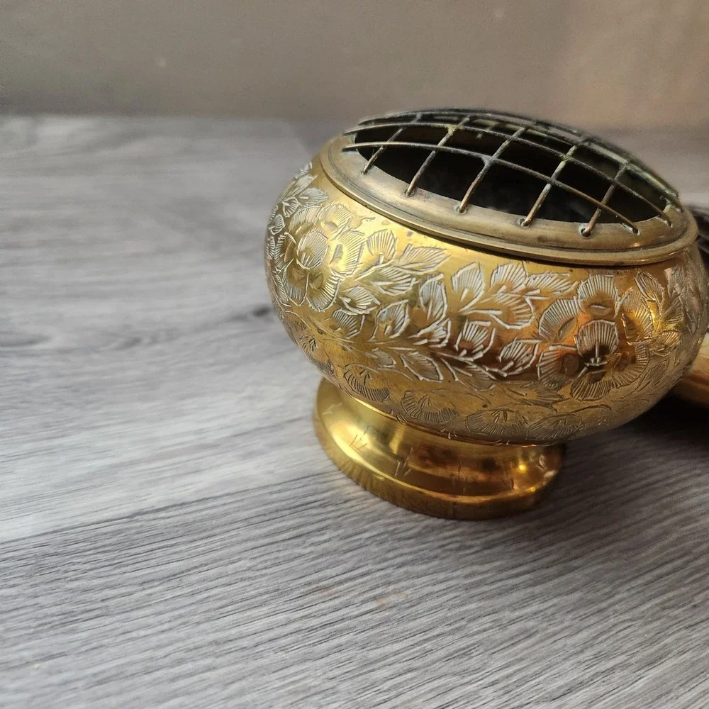 Vintage Etched Brass Rose Bowl Set with‎ Engraved Flowers Frog Mesh Insense Bowl